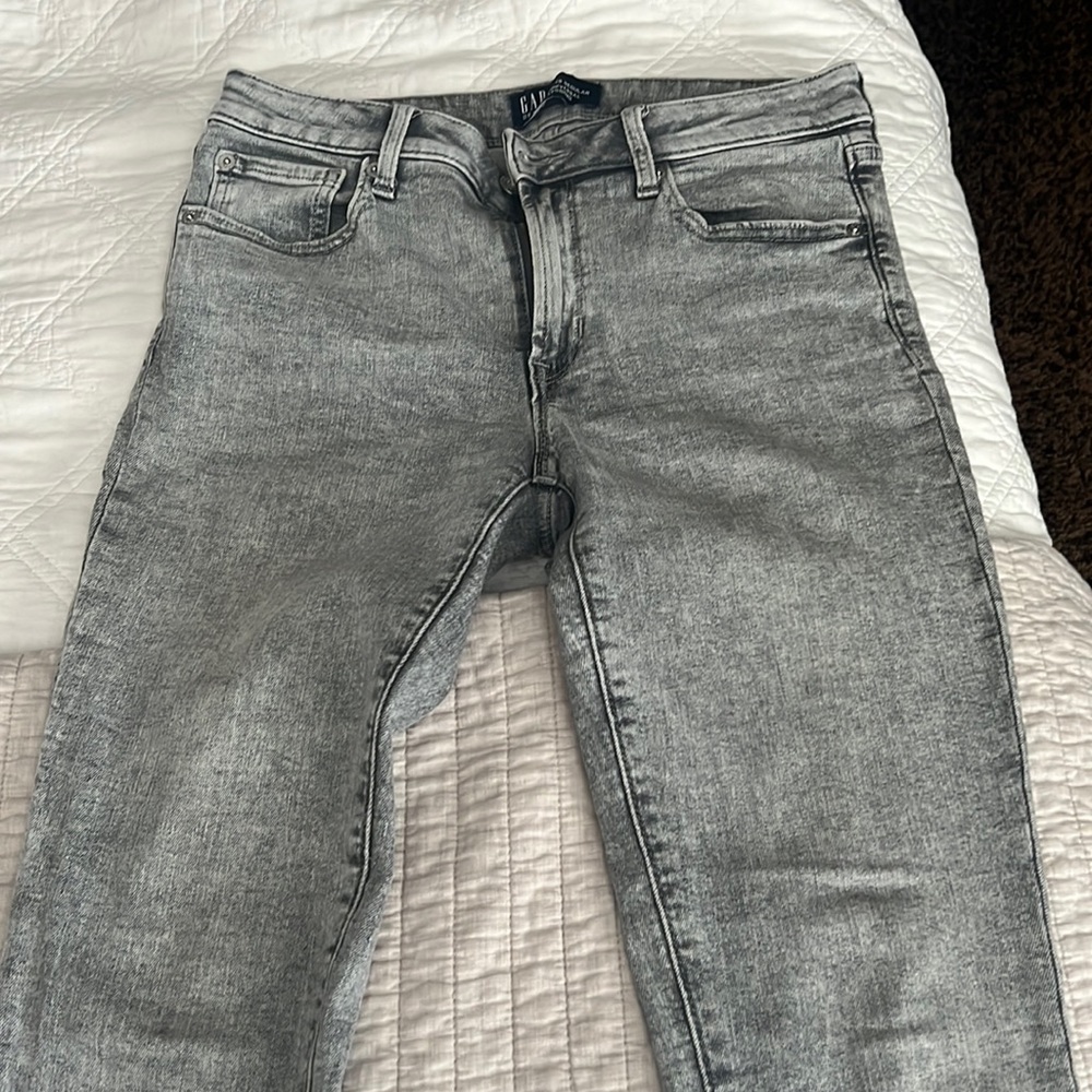 GAP gray stone washed frayed hem universal legging/jegging - SIze 6/28 regular